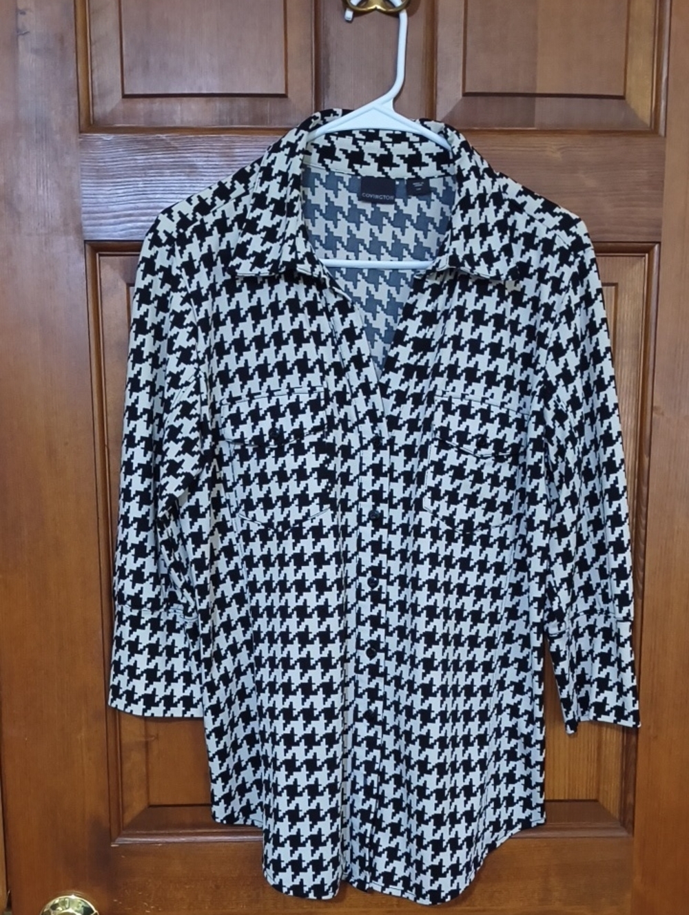 Black & White Houndstooth Button-Up Shirt